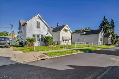 3271 W 50th Street, Loveland, OH 44102 - Photo 3