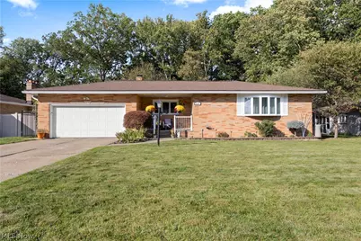 837 E Dartmoor Avenue, Green Hills, OH 44131 - Photo 1