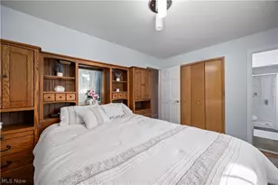 837 E Dartmoor Ave, Green Hills, OH 44131 - Photo 11