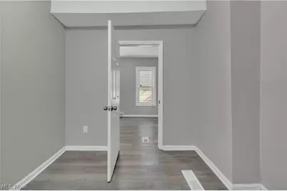 7508 Neville Avenue, Loveland, OH 44102 - Photo 15