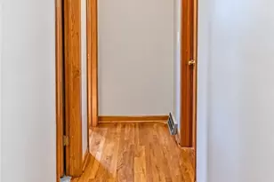 848 Almasy Dr, Campbell, OH 44405 - Photo 7