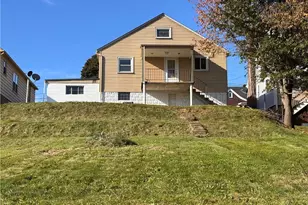143 S 13th St, Weirton, WV 26062 - Photo 5