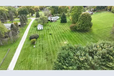 8069 Goodrich Road SW, Navarre, OH 44662 - Photo 7