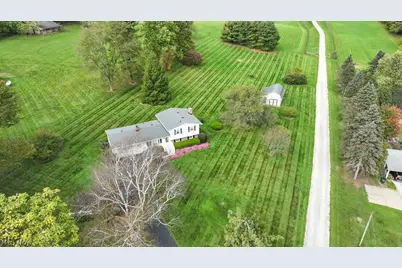 8069 Goodrich Road SW, Navarre, OH 44662 - Photo 3