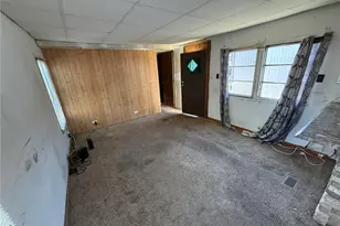 829 Zella Ave NW, New Philadelphia, OH 44663 - Photo 3