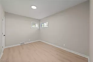 3825 Middlebranch Ave, Canton, OH 44705 - Photo 15