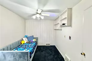 30062 Frank Dr, Wickliffe, OH 44092 - Photo 19