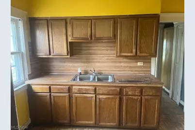 1041 E 147th Street, Loveland, OH 44110 - Photo 11
