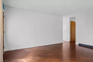 2966 Wingate Ave, Akron, OH 44314 - Photo 7