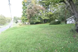 3222 Trump Ave SE, Canton, OH 44707 - Photo 19