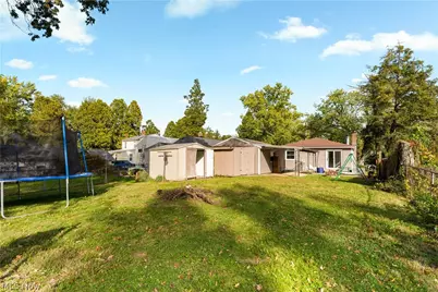 3194 S Bender Avenue, Akron, OH 44319 - Photo 7