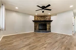 3194 S Bender Ave, Akron, OH 44319 - Photo 13