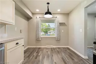 3194 S Bender Ave, Akron, OH 44319 - Photo 15