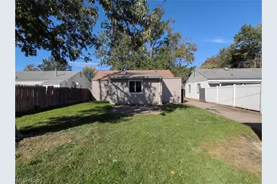 13807 Elsetta Avenue, Loveland, OH 44135 - Photo 5