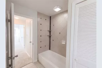 13807 Elsetta Avenue, Loveland, OH 44135 - Photo 15