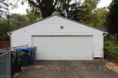 1031 Sackett Avenue, Cuyahoga Falls, OH 44221 - Photo 31