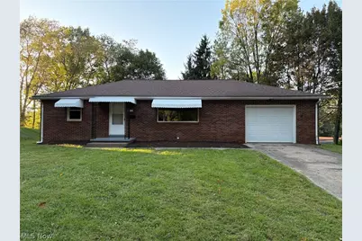 870 Milburn Road NE, Massillon, OH 44646 - Photo 1
