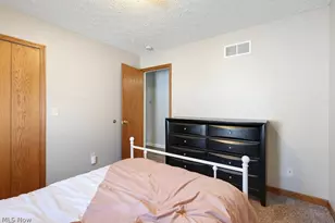 1185 Coventry St, Akron, OH 44306 - Photo 21