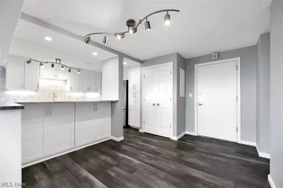 12900 Lake Avenue #1920, Oakwood, OH 44107 - Photo 3