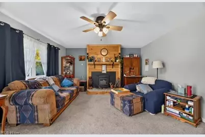 886 Long Shadow Lane, Rome, OH 44085 - Photo 7