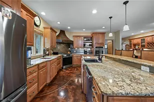 2942 Torrey Pines Cir NW, Canton, OH 44708 - Photo 15