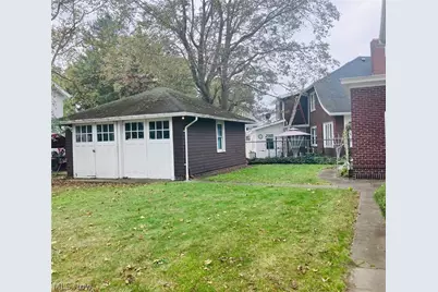 2008 W Prospect Road, Ashtabula, OH 44004 - Photo 5