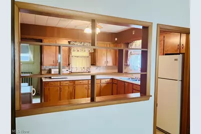 2008 W Prospect Road, Ashtabula, OH 44004 - Photo 7