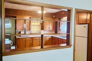 2008 W Prospect Rd, Ashtabula, OH 44004 - Photo 7
