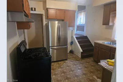 10927 Hampden Avenue, Loveland, OH 44108 - Photo 7