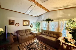 2650 Lake Breeze Dr, Madison, OH 44057 - Photo 9