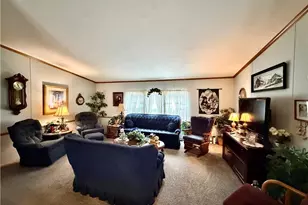 2650 Lake Breeze Dr, Madison, OH 44057 - Photo 3