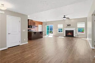 3204 Boettler St NE, Canton, OH 44721 - Photo 3