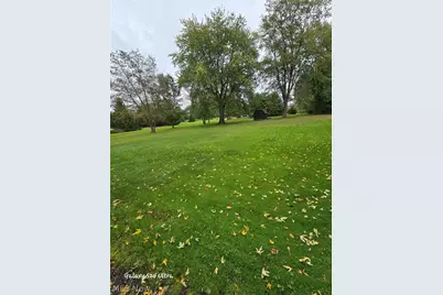 10004 McCallum Avenue NE, Alliance, OH 44601 - Photo 3