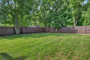 558 Alaho St, Akron, OH 44305 - Photo 9