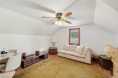 17829 Dillewood Road, Loveland, OH 44119 - Photo 17