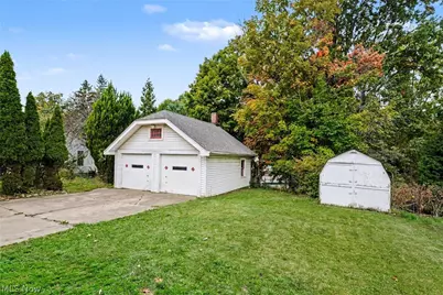 17829 Dillewood Road, Loveland, OH 44119 - Photo 25