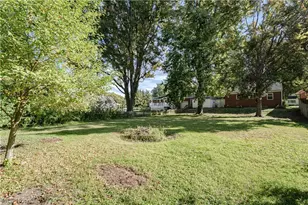 162 Jackson St, Amherst, OH 44001 - Photo 23