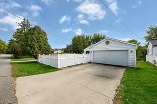 751 Rextur Dr, New Franklin, OH 44319 - Photo 29