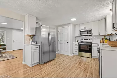 1616 Glenwood Drive, Twinsburg, OH 44087 - Photo 13