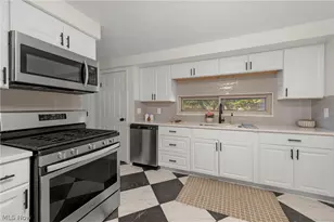 5300 Cornell Blvd, North Ridgeville, OH 44039 - Photo 7
