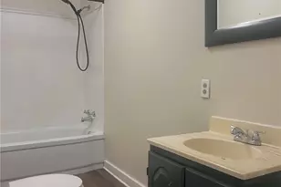 327 N 4th St, Cambridge, OH 43725 - Photo 11