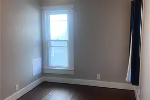 327 N 4th St, Cambridge, OH 43725 - Photo 15