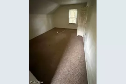 809 Dover Avenue, Dover, OH 44622 - Photo 5