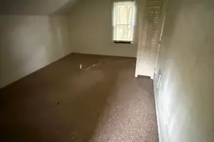 809 Dover Ave, Dover, OH 44622 - Photo 5
