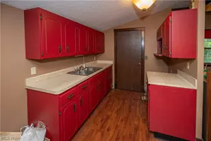 8797 Allen Troy Ct, Mentor, OH 44092 - Photo 7