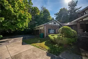 8797 Allen Troy Ct, Mentor, OH 44092 - Photo 3