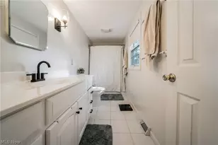 32547 Schooner Ct, Avon Lake, OH 44012 - Photo 29