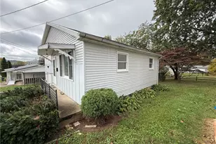 1031 Grant Ave NW, New Philadelphia, OH 44663 - Photo 3