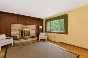 8261 Timberlane Dr, Concord Twp, OH 44077 - Photo 7