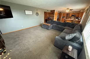 10274 Laurens Dr NE, Bolivar, OH 44612 - Photo 5